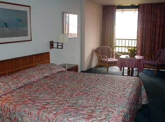 Stauffer Maturin Hotel Екстериор снимка